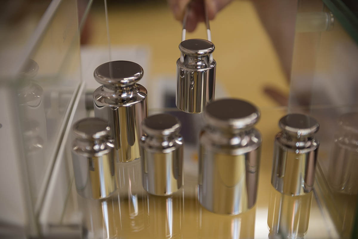 Kilogram Measurement Standards Laboratory Kilogram Measurement Standards Laboratory