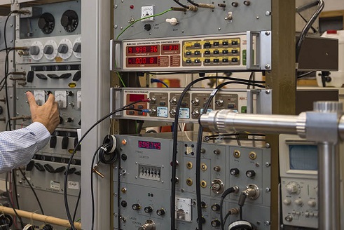 Electrical teaser